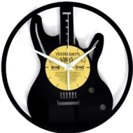 Vinyl clock GUITAR bij GrappigSpul