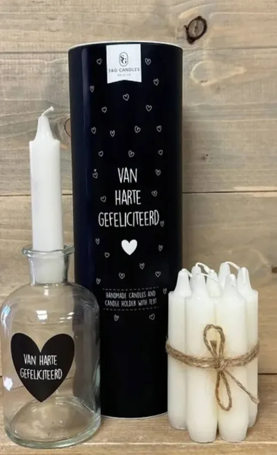 Koker met 7 kaarsjes en fles met tekst : Van harte gefeliciteerd bij GrappigSpul